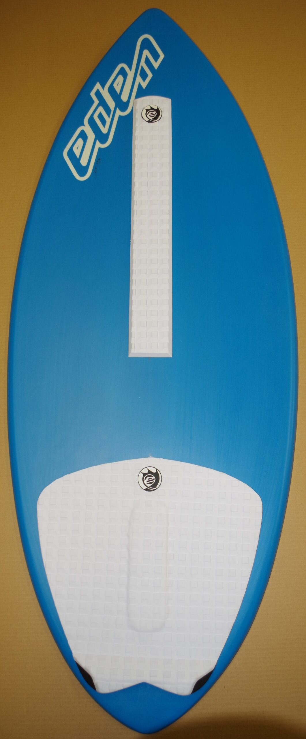 Barre avant / Arch Bar pour skimboard Eden Skimboards