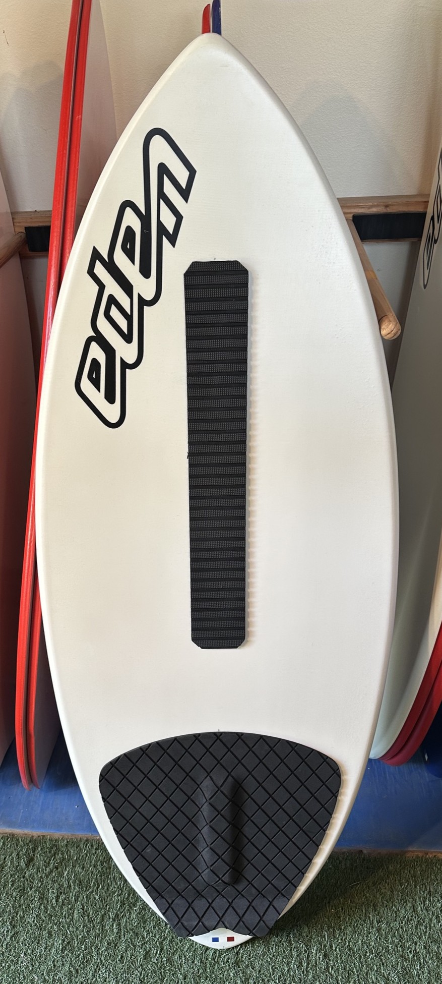 Skimboard Adulte ZT-131cm Blanc + Grips soldé
